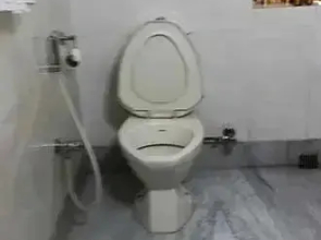 Monalisa Inn by OYO Rooms