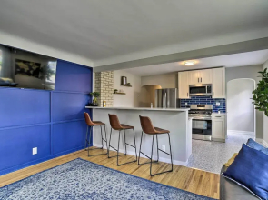 Mpls Duplex w/ Wifi & Kitchen: 5 Mi to Dtwn!