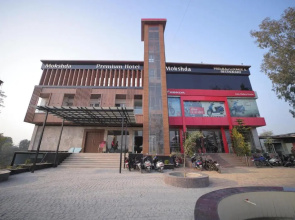 Mokshda Hotel And Restaurant