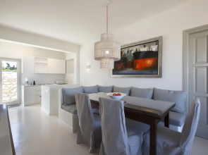 Seaview Villa by Villarentalsgr