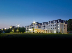 Courtyard Lenox Berkshires