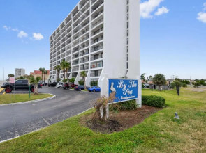 By the Sea Resort 210 - The Blue Octopus