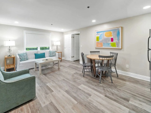Gorgeous 1st Floor Condo at The Cay w/ Shared Pool