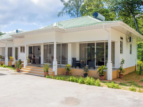 Macmillan's Holiday Villas