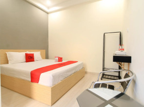 RedDoorz near Klaten Train Station