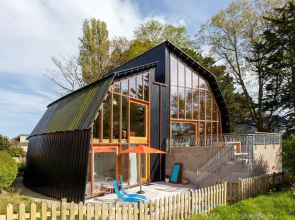 The Houseboat