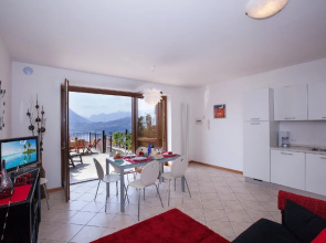 Vista d Oro Ulivo Apt 4