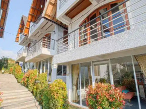 D'Journey Hotel