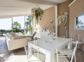 Villa Jolie - Luxury Villa with Swimming Pool