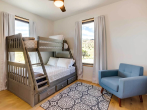 Yellowstone Prairie Retreat: 360 Mountain Views!