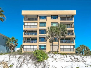 ShoreHouse 401 - Three Bedroom Condo