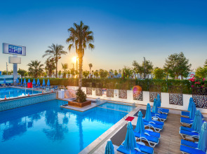 Sealife Family Resort Hotel