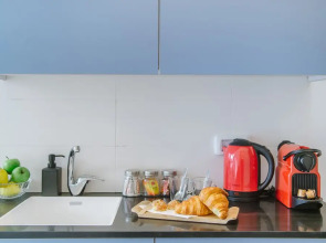 Monochrome Rothschild - Smart Hotel by Loginn Tel Aviv