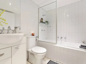 Sunny Beachside Garden Apartment Close To Beach