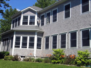 Edgewater Estate - Five Bedroom Home