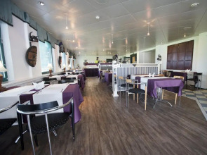 Отель Hestia Hotel Susi