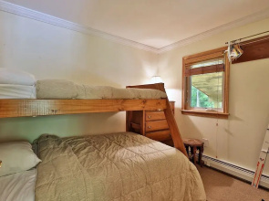 Tanglewood Chalet: 4 Br/4 Ba Family Home In Killington, Perfect For Groups 4 Bedroom Home