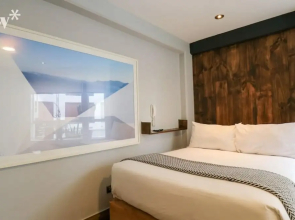 w Industrial and Quiet Studio in Barranco