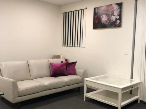 Modern Apartment in Liverpool CBD