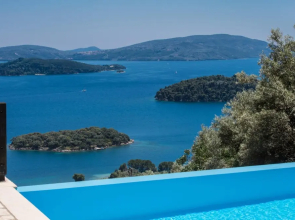 Stunning Seaviews Pool Beach - Pasithea