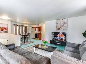 Near Dtwn & Pioneer Park: Fairbanks Home w/ Deck!