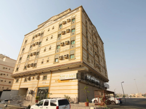 OYO 594 Taj Lamar Furnished Apartments