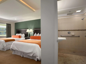 Travelodge Santa Maria