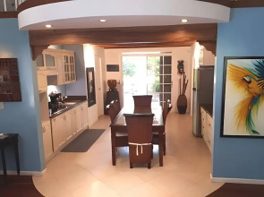 Casa Naranja
