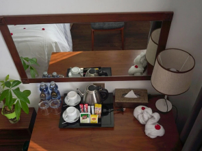 Sen Yangon Lakeview Hotel