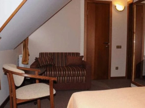 Колыба Хаус