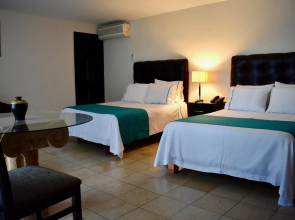Country Hotel and Suites