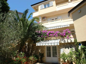 Apartments with a parking space Mandre, Pag - 18748