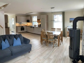 Thatched Roof Holiday Home Dunenblick