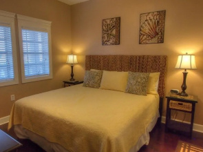 Weston - 3 Br Condo