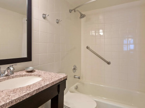 Best Western Plus Hibiscus Mtl