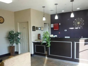 Stockdale Inn & Suites