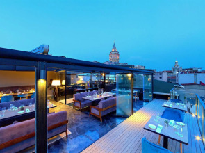 Walton Hotels Galata
