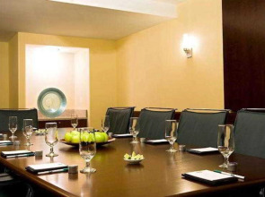 Courtyard by Marriott Boston-Cambridge