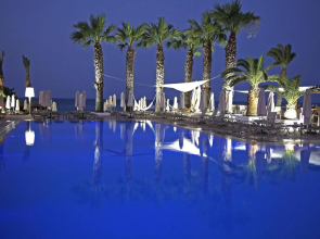 Vrissiana Boutique Beach Hotel