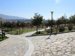 Luxury Studio 1.3 km from BEACH @ 1km from METRO