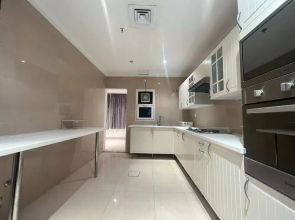 White luxury Suite hotel