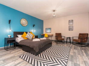 Pine Suite - Studio Apartment - Talbot Road