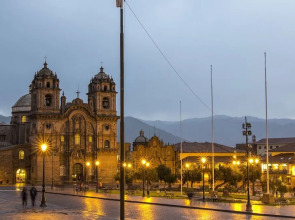 Capac Inka Wasi Plaza