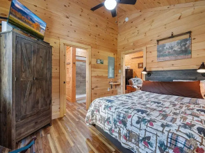 The Homestead 2 Bedroom Cabin