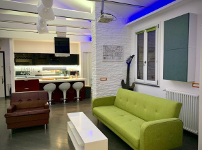 Central Modern Loft - Via Grande