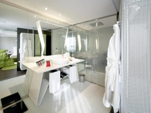 Palazzo Matteotti, The Dedica Anthology, Autograph Collection