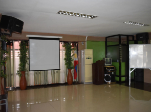 Nikita's Place Hotel