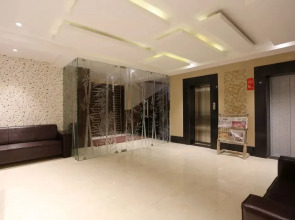 FabHotel Pentagon by OYO
