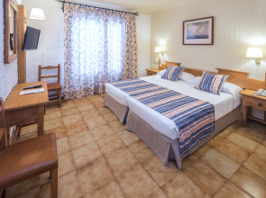 Hotel GHT Neptuno Tossa & Venus SPA