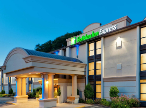 Holiday Inn Express Southington by IHG
